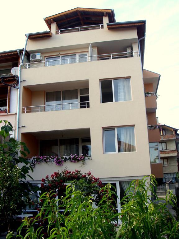 Veda Guest House Πομόριε Εξωτερικό φωτογραφία
