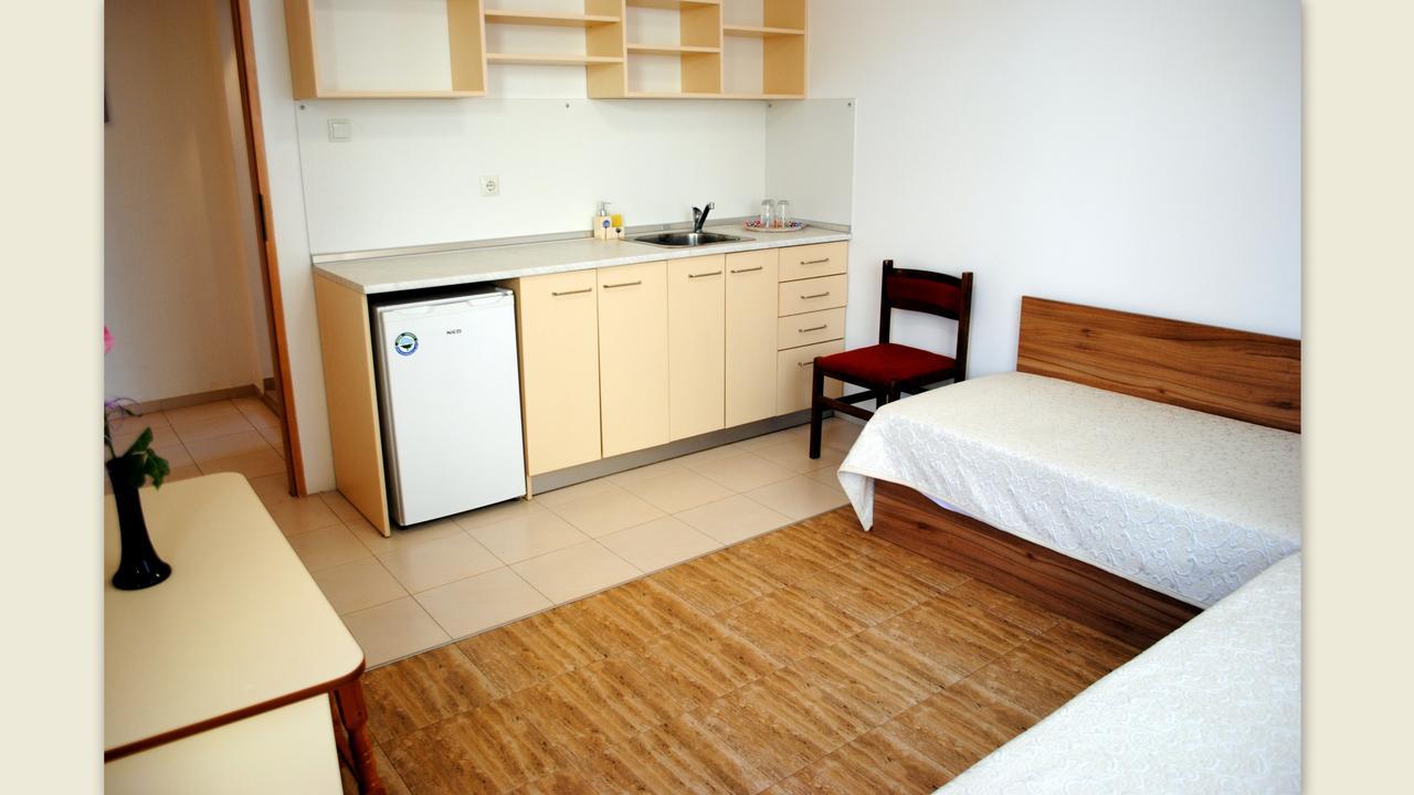 Veda Guest House Πομόριε Εξωτερικό φωτογραφία