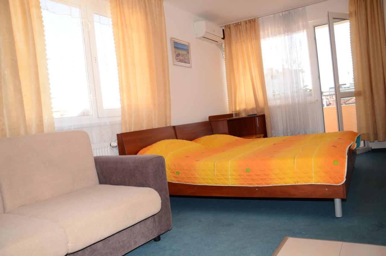 Veda Guest House Πομόριε Εξωτερικό φωτογραφία
