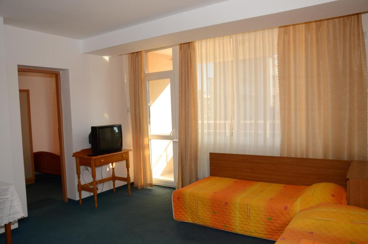 Veda Guest House Πομόριε Εξωτερικό φωτογραφία